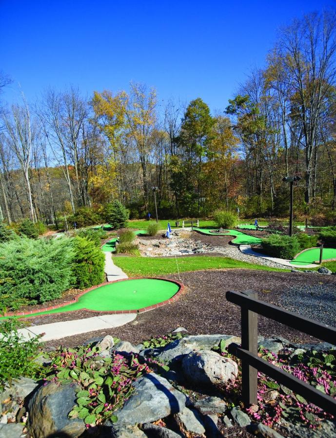 Pocono Villas Resort East Stroudsburg Exterior photo